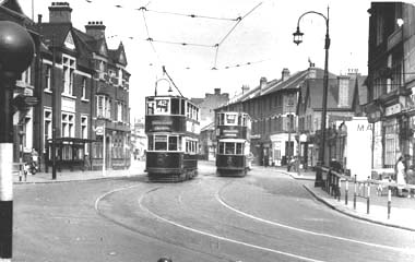 Trams in Thornton Heath High Street 